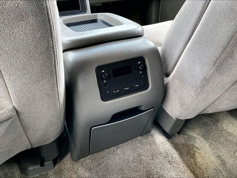 Used 2003 Chevrolet Tahoe LS w/ Cargo Package RWD image 29