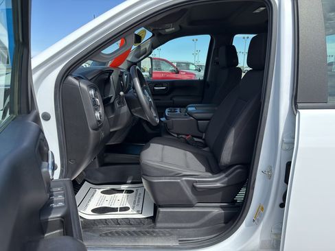 Used 2024 GMC Sierra 2500 Pro AWD/4WD image 16