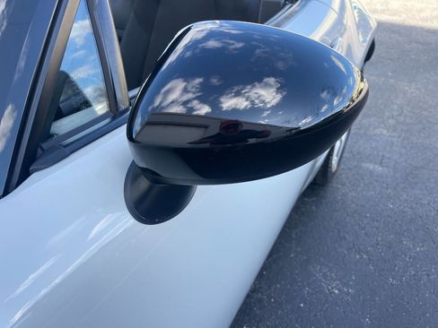 Used 2016 MAZDA MX-5 Miata Sport image 34