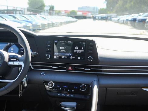 Certified 2026 Hyundai Elantra Sport FWD image 18