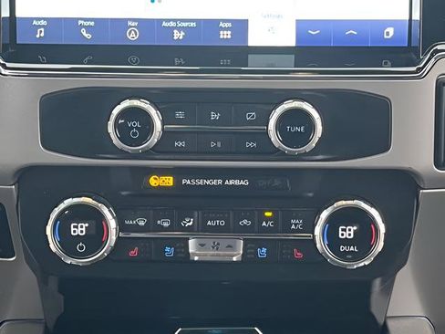 Used 2022 Ford F250 Lariat w/ Tremor Off-Road Package image 27