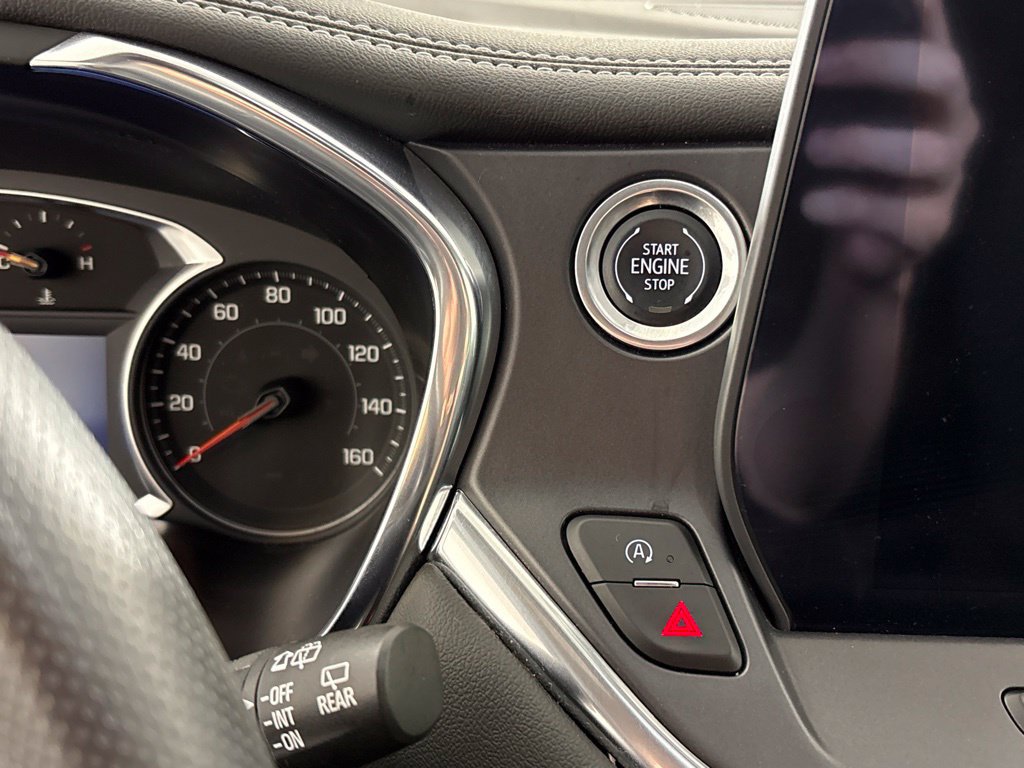 Used 2025 Chevrolet Blazer LT FWD image 28