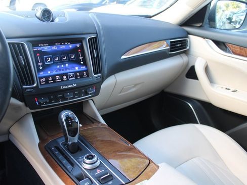 Used 2017 Maserati Levante S image 13