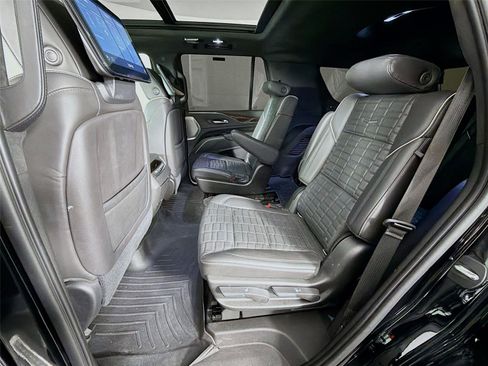 Used 2021 Cadillac Escalade Sport Platinum image 21