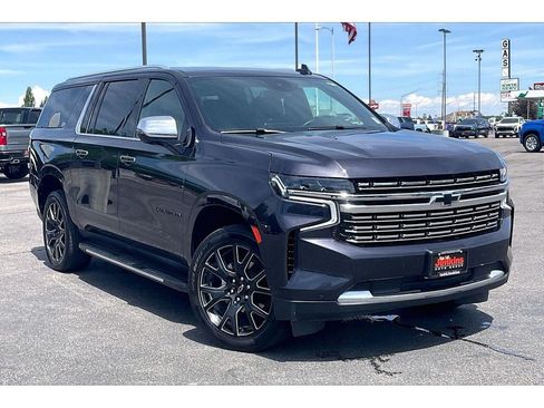 Used 2024 Chevrolet Suburban Premier w/ Max Trailering Package AWD/4WD image 2