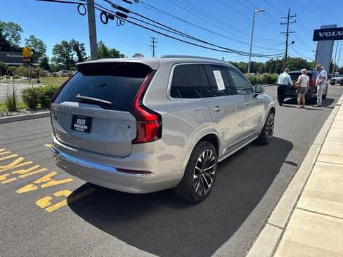 Certified 2025 Volvo XC90 B6 Plus AWD/4WD image 5