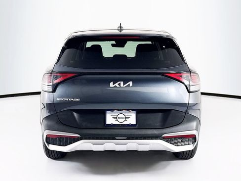 Used 2023 Kia Sportage LX FWD image 6