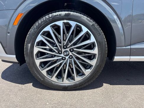 Certified 2026 Hyundai Palisade Calligraphy AWD/4WD image 42