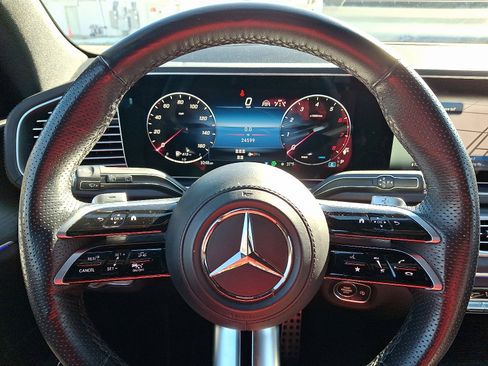 Used 2025 Mercedes-Benz GLS 450 4MATIC image 20