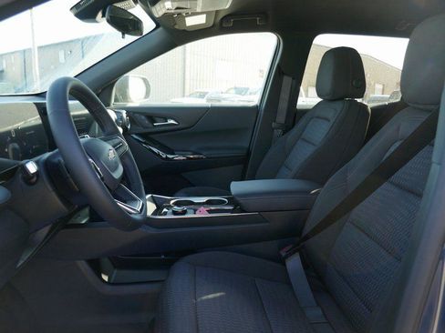 New 2026 Chevrolet Equinox LT image 12