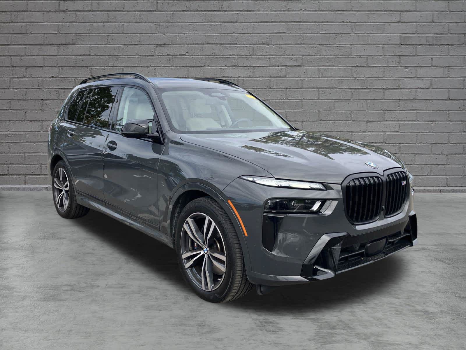 Used 2024 BMW X7 M60i w/ Executive Package AWD/4WD image 3