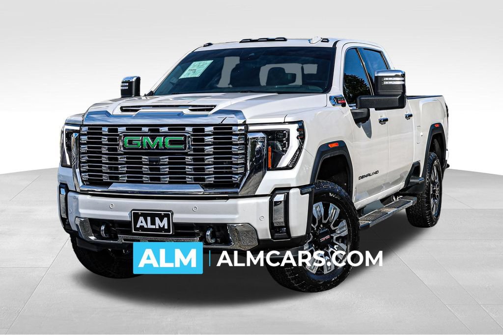 Used 2024 GMC Sierra 3500 Denali w/ Technology Package AWD/4WD image 1
