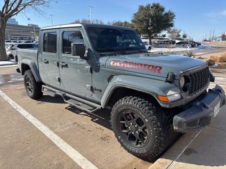 Used 2025 Jeep Gladiator Willys video 1
