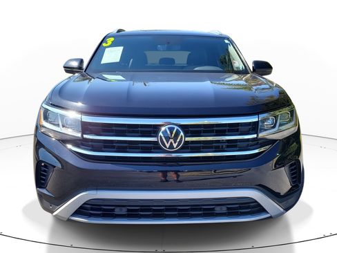 Used 2023 Volkswagen Atlas Cross Sport SE image 2