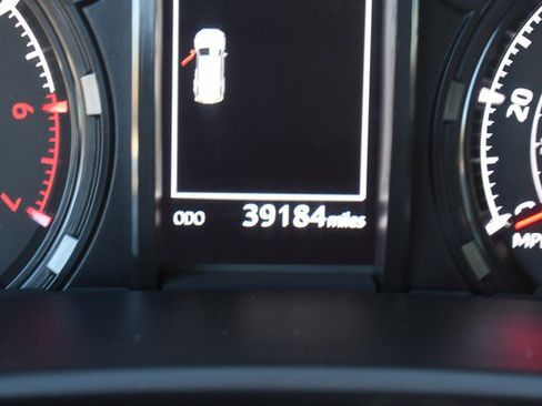 Certified 2024 Toyota 4Runner SR5 image 32