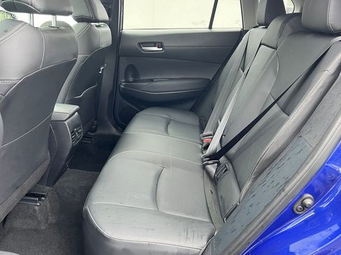 Used 2023 Toyota Corolla Cross XLE w/ Convenience Package AWD/4WD image 19