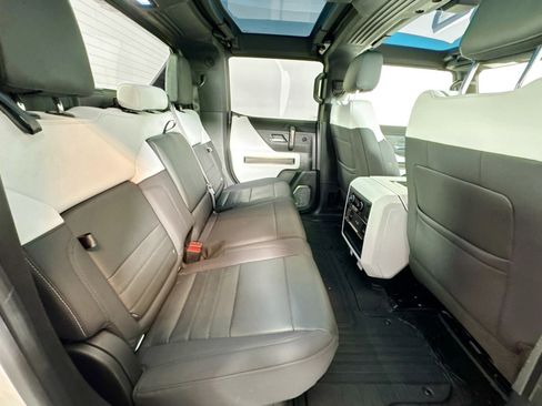 Used 2024 GMC Hummer EV 2X image 25