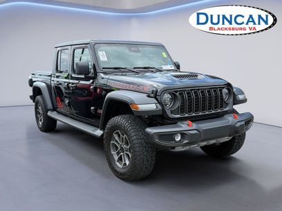 Used 2024 Jeep Gladiator Mojave