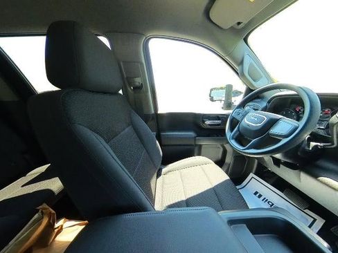 New 2025 GMC Sierra 3500 Pro w/ Convenience Package image 16