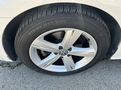 Used 2015 Volkswagen Passat 1.8T S image 26