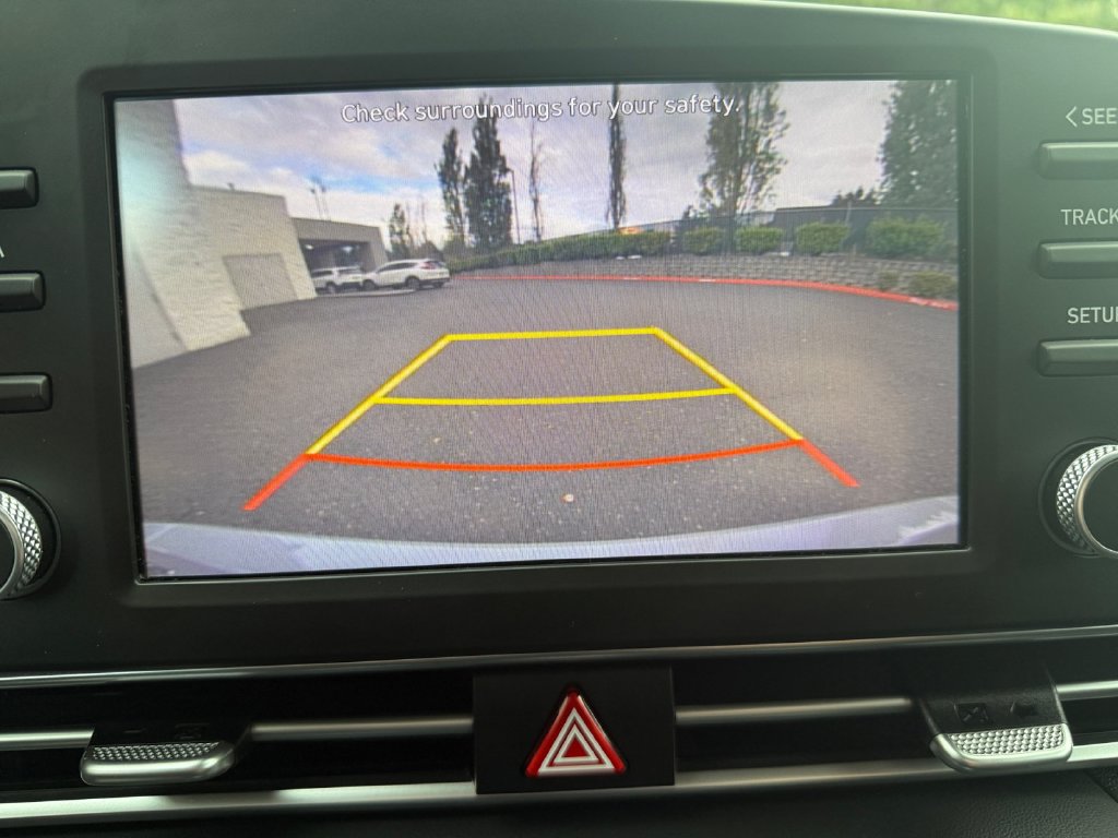 Used 2023 Hyundai Elantra SEL FWD image 15