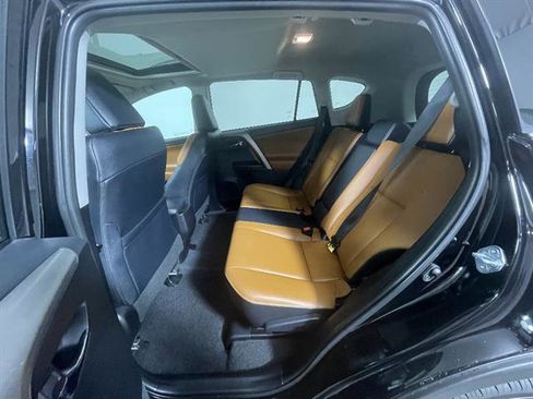 Used 2017 Toyota RAV4 Limited image 10