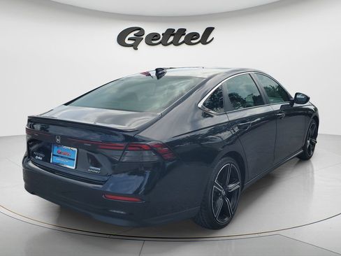 Used 2024 Honda Accord Sport image 5