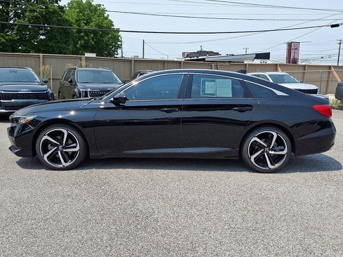 Used 2021 Honda Accord Sport image 8