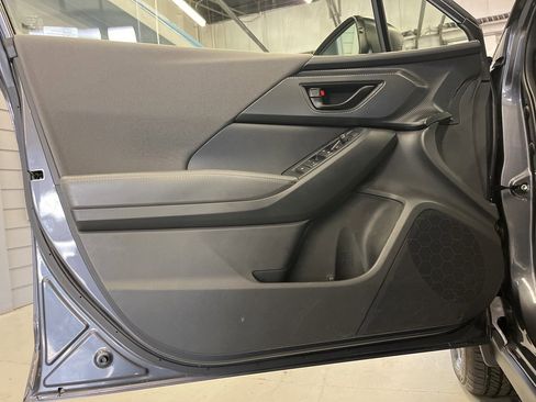 Certified 2024 Subaru Crosstrek 2.0i Premium image 9