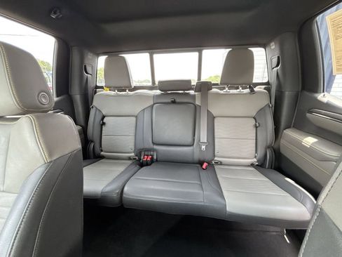 Used 2022 Chevrolet Silverado 1500 ZR2 AWD/4WD image 25