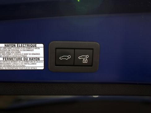 Used 2024 Toyota Corolla Cross XLE image 43