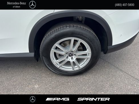 Used 2025 Mercedes-Benz GLC 300 image 8