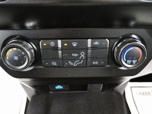 Used 2020 Ford F250 XLT image 31