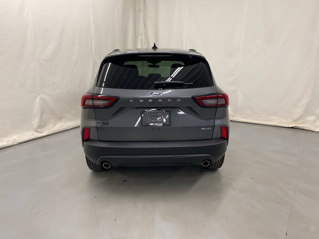 Used 2025 Ford Escape ST-Line AWD/4WD image 7