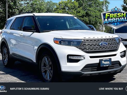 Used 2024 Ford Explorer XLT w/ Equipment Group 202A AWD/4WD image 1