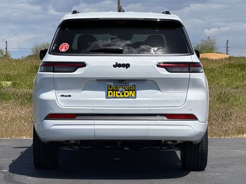 New 2026 Jeep Grand Cherokee L Limited AWD/4WD image 4
