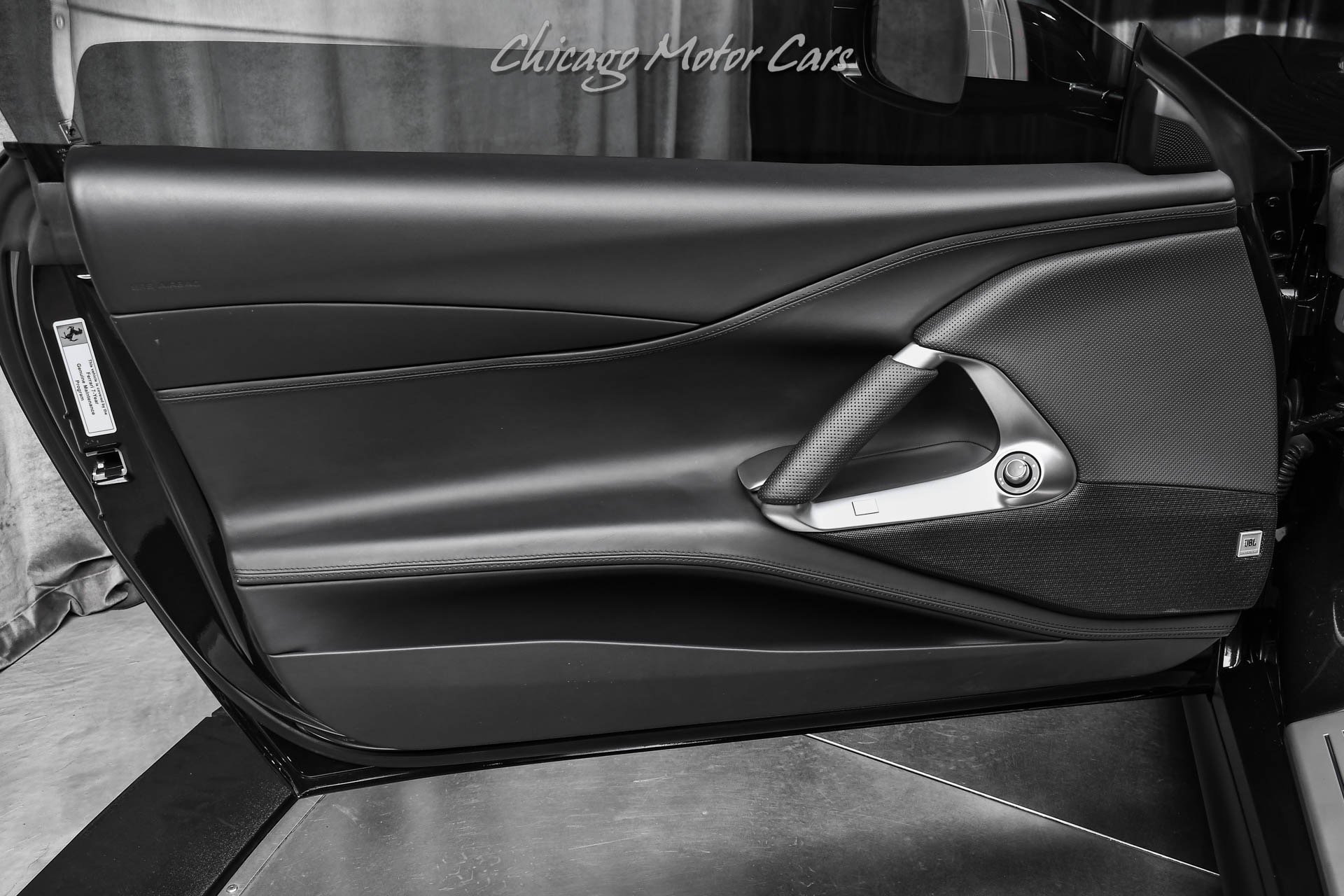 Used 2019 Ferrari 812 Superfast RWD image 30
