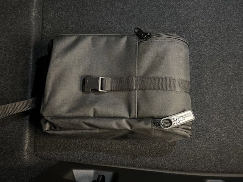 Used 2024 BMW M2 w/ Lighting Package image 37