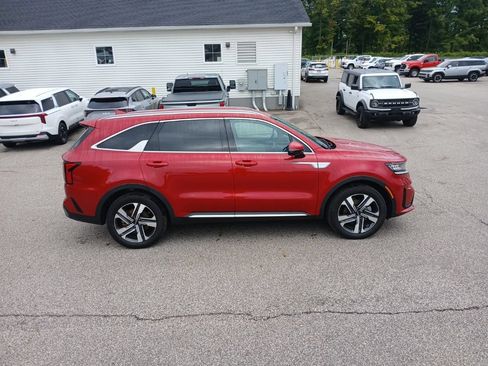 Used 2023 Kia Sorento EX AWD/4WD image 6