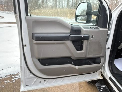 Used 2017 Ford F250 XL w/ STX Appearance Package image 42