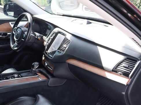 Used 2018 Volvo XC90 T6 Inscription w/ Convenience Package AWD/4WD image 40