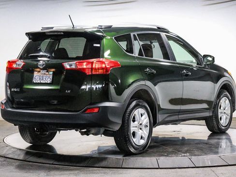 Used 2013 Toyota RAV4 LE FWD image 4