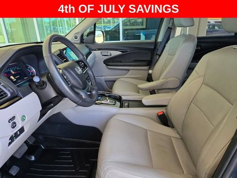 Used 2022 Honda Pilot Elite image 9