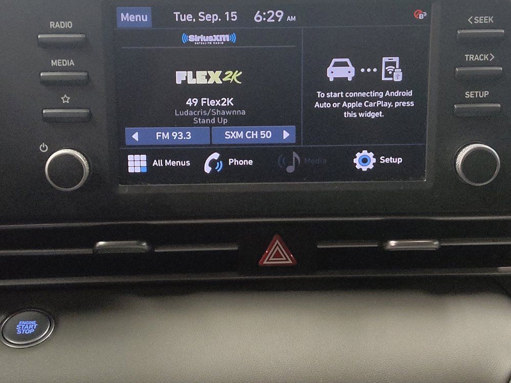Used 2023 Hyundai Elantra SEL FWD image 25