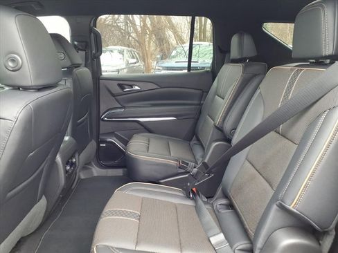 New 2026 Chevrolet Traverse High Country image 16