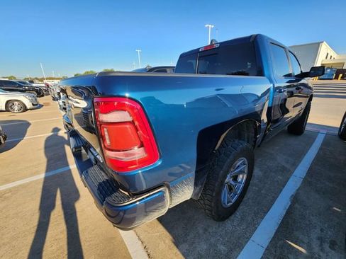 Used 2024 RAM 1500 Laramie AWD/4WD image 3