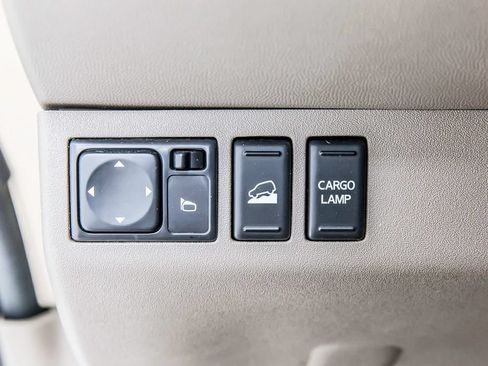 Used 2018 Nissan Frontier SV AWD/4WD image 22