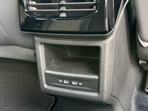 Certified 2023 Volkswagen ID.4 Pro image 25