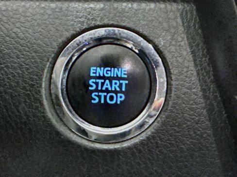 Used 2023 Toyota Camry XSE FWD image 21