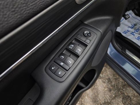 Used 2020 Jeep Grand Cherokee Limited w/ Trailer Tow Group IV image 12